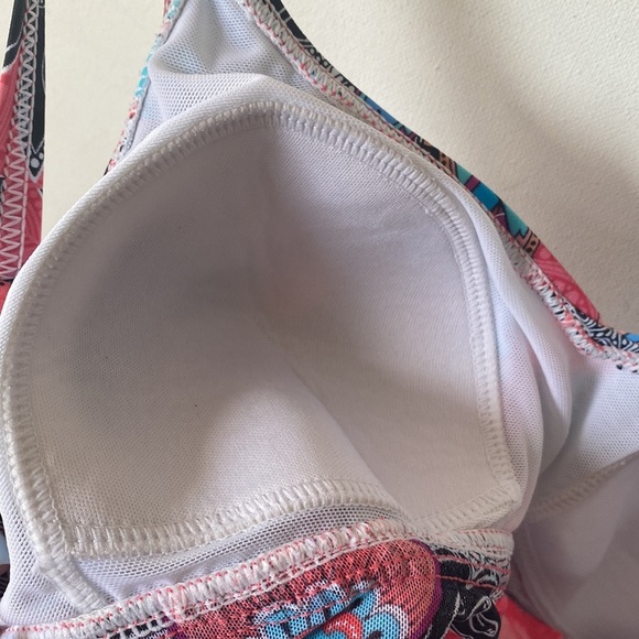 Croft & Barrow Floral Swim Tankini. Size 6 - Picture 5 of 8